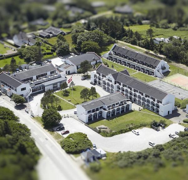 Tversted, Hirtshals, Hotel, Tannishus, Legeplads, Restuarant, overnatning